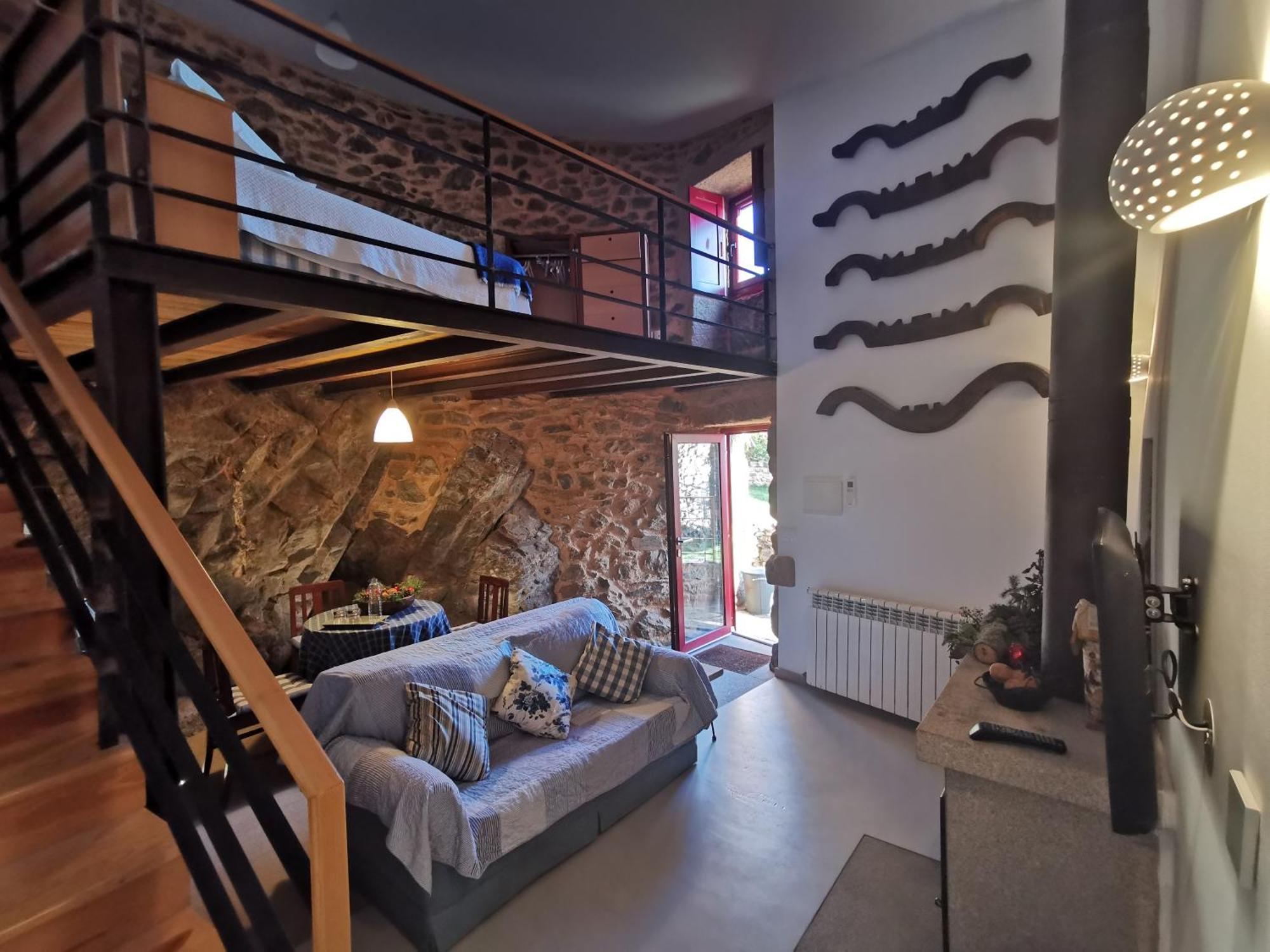 Гостевой дом Casa Da Cisterna Фигейра-ди-Каштелу-Родригу Экстерьер фото